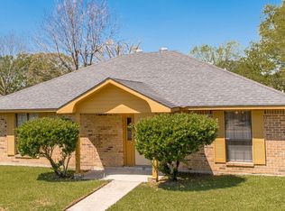 1027 Roundhill Dr, Baton Rouge, LA 70810