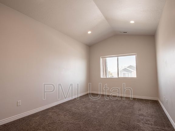5th image of 3865 S 1580 W