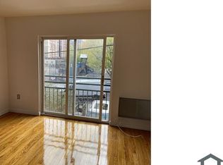 1933 Vyse Ave FLOOR 3, Bronx, NY 10460