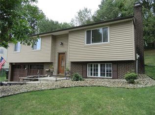353 Fruitwood Dr, Bethel Park, PA 15102