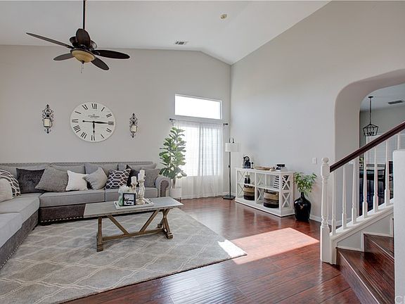 2nd image of 2774 Claret Cir