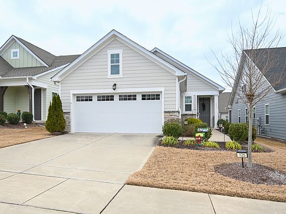 2nd image of 125 Canary Ct