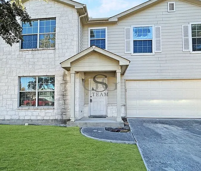 117 Hanging Moss Dr — Photo 1