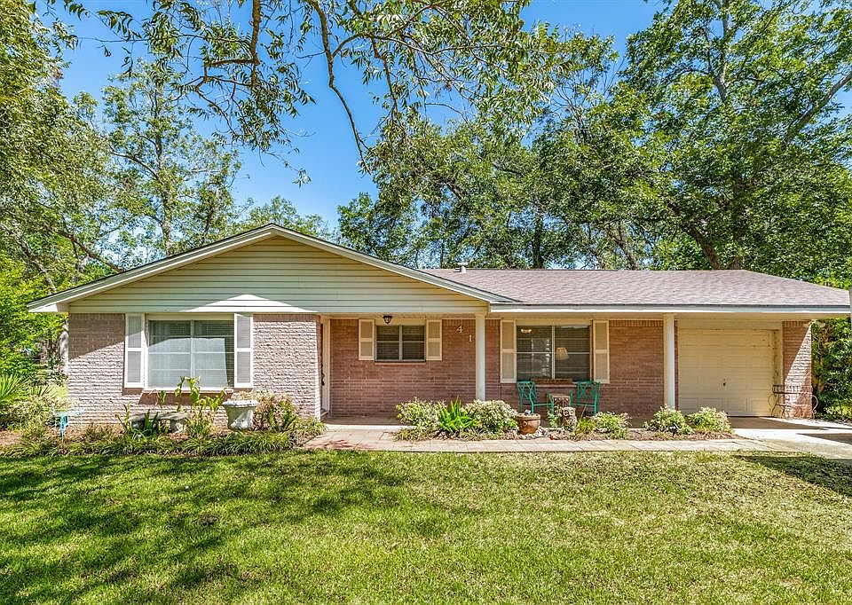 412 Southern Oaks Dr, Lake Jackson, TX 77566 MLS 9072690 Zillow