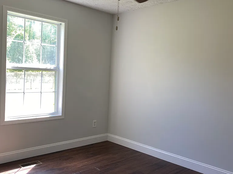 28 Iris St — Photo 16