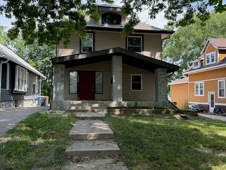 2931 Askew Ave — Photo 1