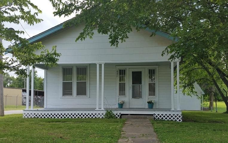 1st image of 516 N Kansas Ave