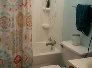 519 Aldergate St, Farmington, MO 63640