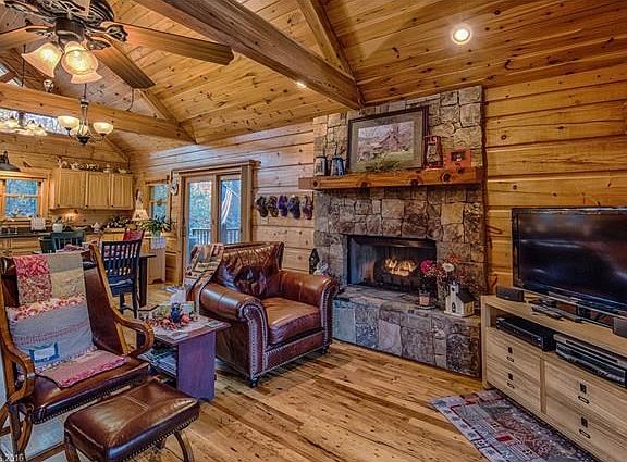 GREAT ROOM WITH GAS LOGS (CAN BE WOOD BURNING)