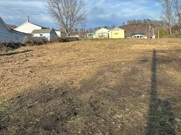 905 Longview Ave, West Portsmouth, OH 45663