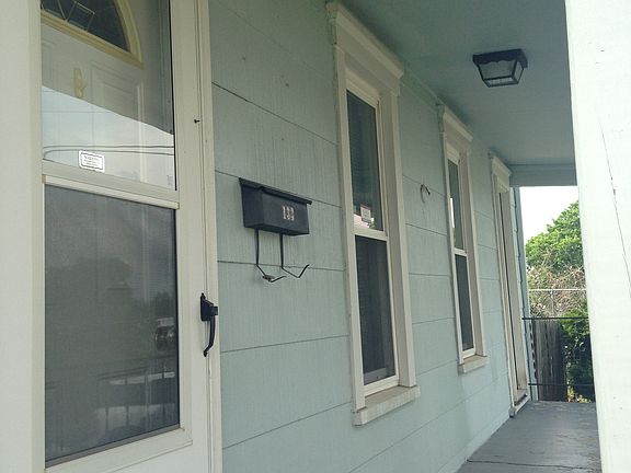 3rd image of 133 N Harbine Ave