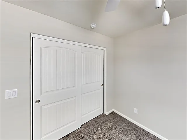 20785 W Thomas Rd — Photo 8
