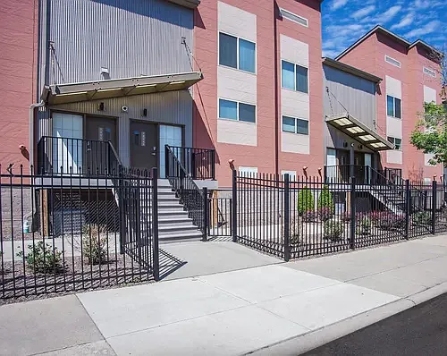 Circle East Townhomes — Photo 1