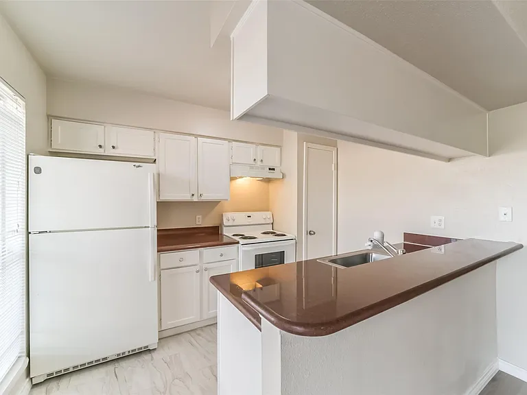 6202 Skyline Dr #44 — Photo 4