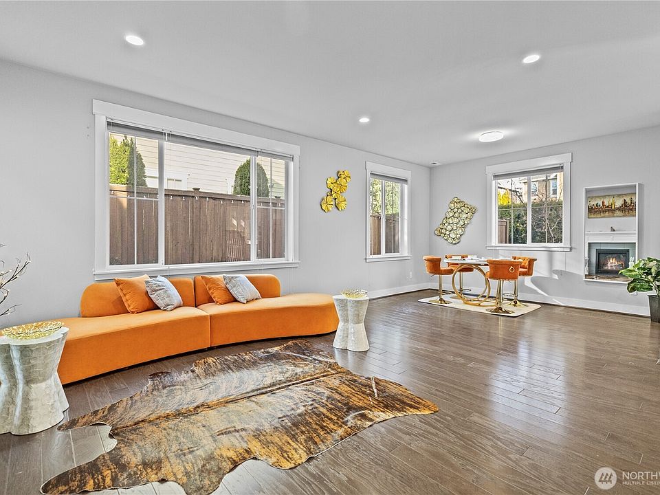 1st image of 4319 SE 186th Place