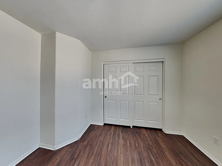 1006 Lone Pine River Ave — Photo 19