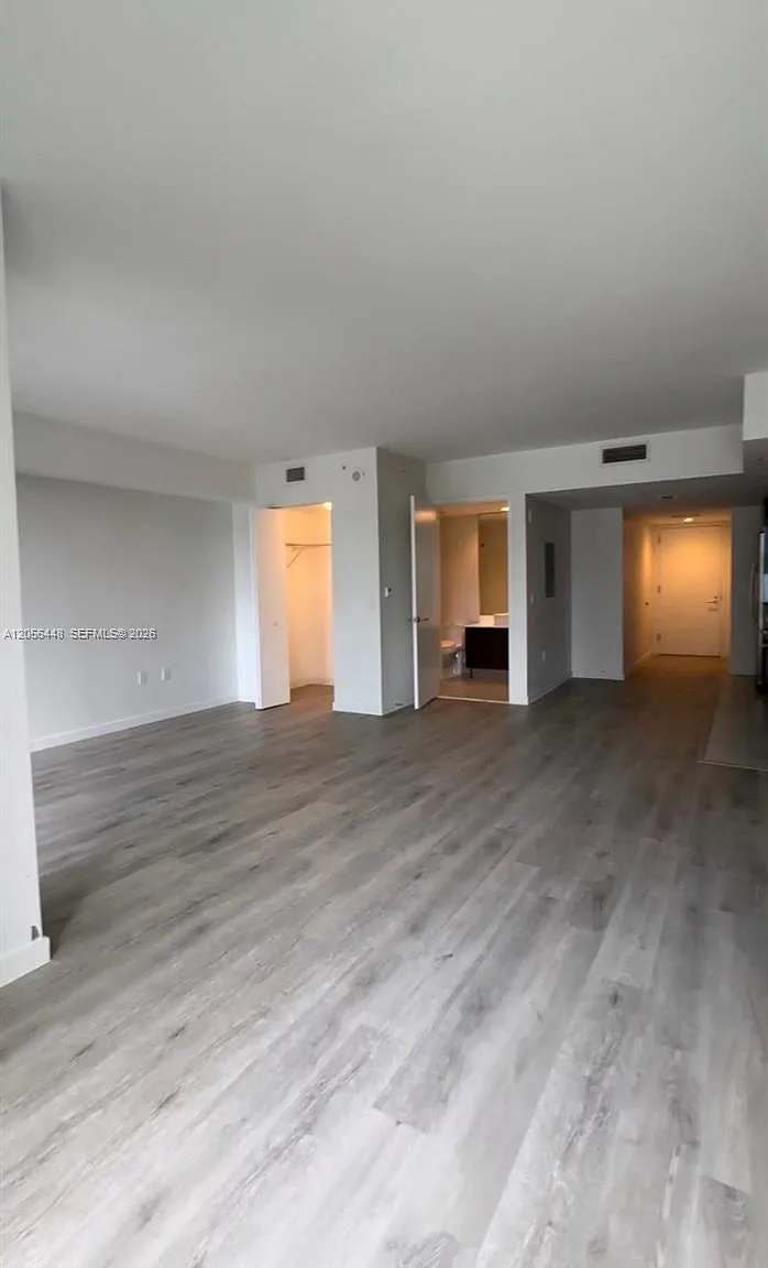 Mybrickell Condo — Photo 2