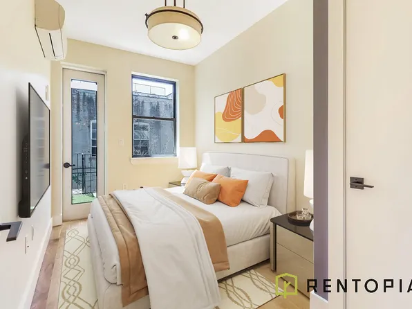 1426 De Kalb Avenue image 3 of 6