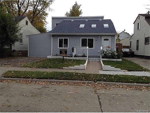 1st image of 79 W Mapledale Ave