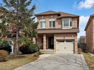 2499 Logan Ave, Oakville, ON L6H 6S1