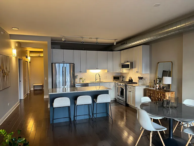 1200 W Monroe St #804 — Photo 6