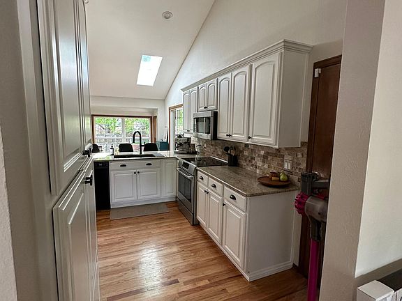 Kitchen w/built in pantry (entry from the garage to the right)