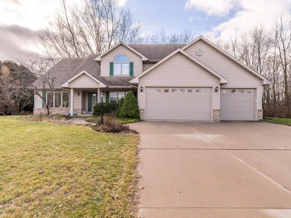 4014 North Field DRIVE, Sheboygan, WI 53083