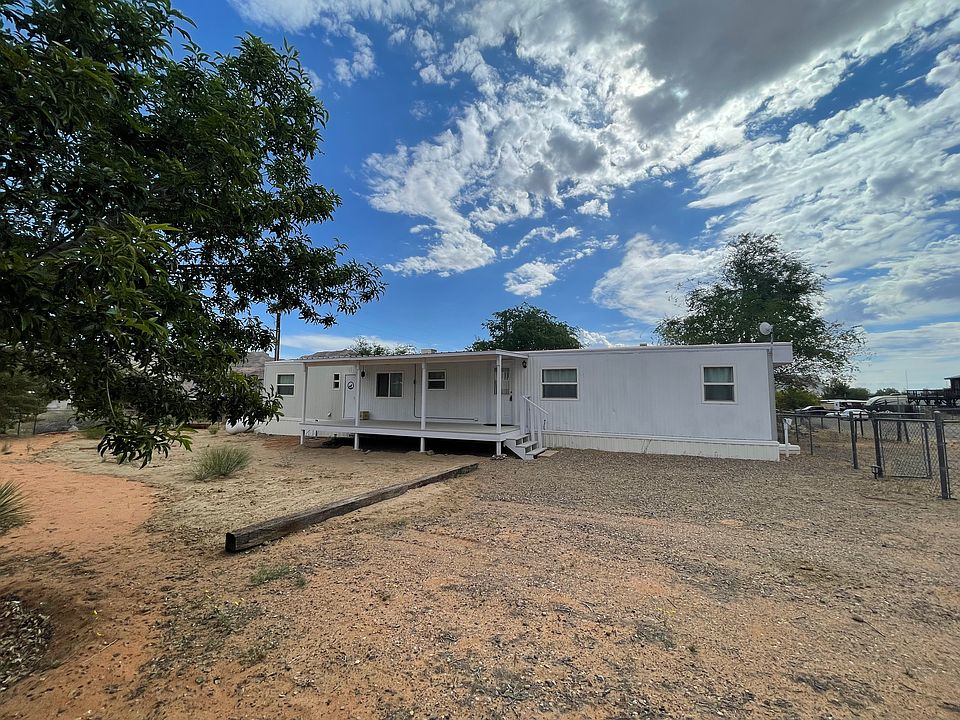 Parking area inside yard