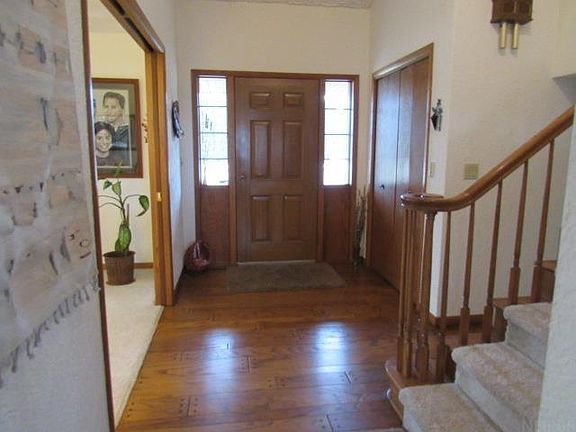 3rd image of 21726 Stone Bridge Rd