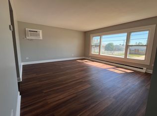 4348 Ruby St APT 1, Schiller Park, IL 60176