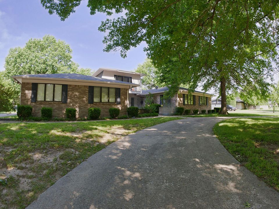 1st image of 925 Quail Creek Dr