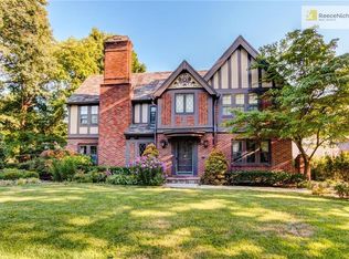 1009 W 67th St, Kansas City, MO 64113