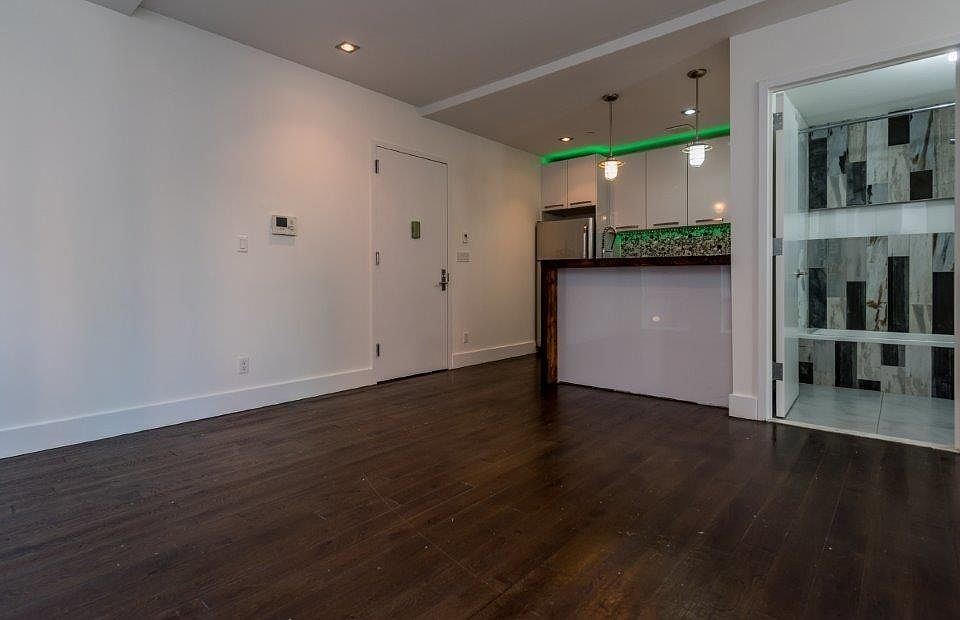 1st image of 49 Montrose Ave #2BEXX