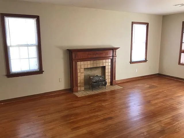 1525 NW 42nd St — Photo 4