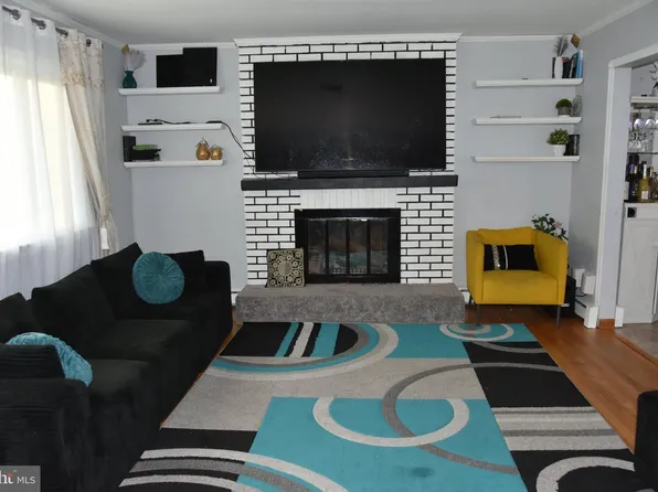 8610 Croom Rd, Upper Marlboro, MD 20772