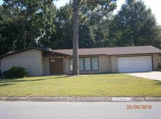 7700 Lancelot Dr, Pensacola, FL 32514