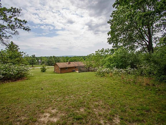 4th image of 6027 Edgewood Dr