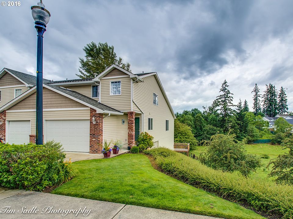 1st image of 2721 NE 96th Way