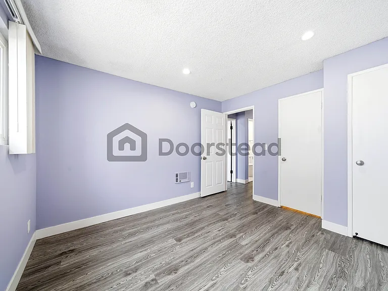 1826 S Bundy Dr #5 — Photo 20