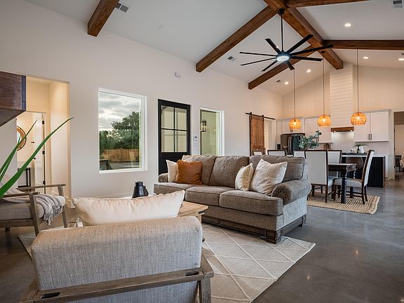 4th image of 675 Camino Hermosa