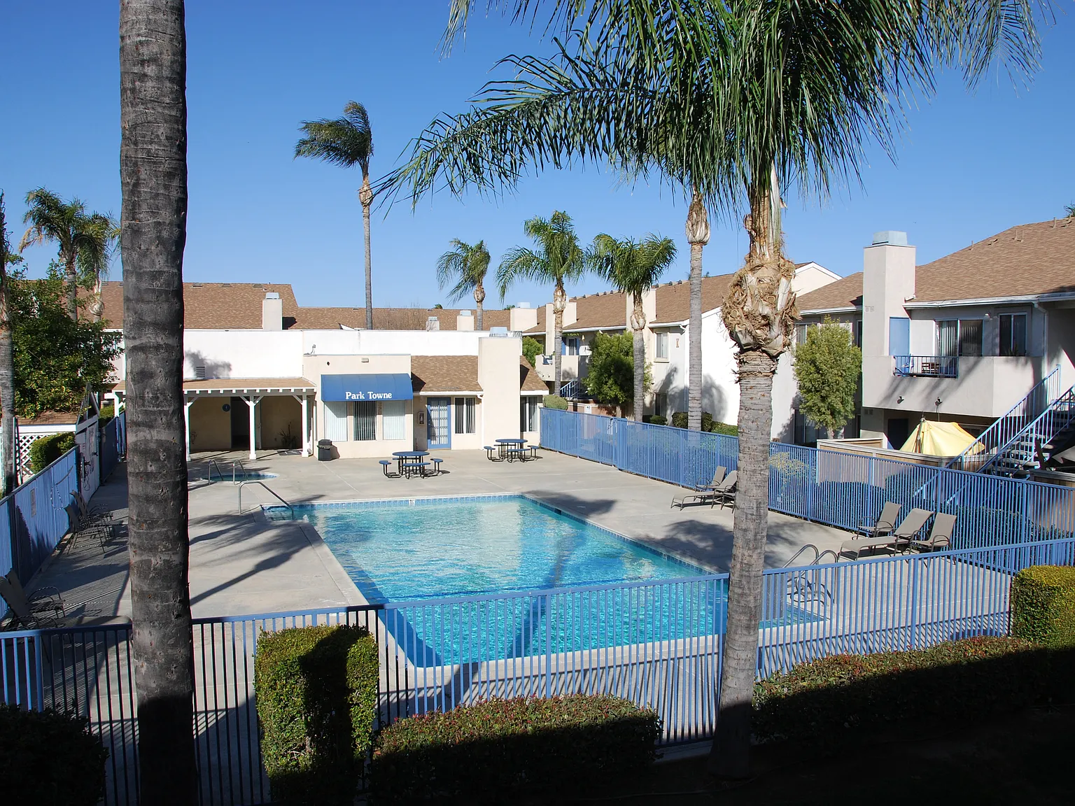 Parktowne Apartments — Photo 1