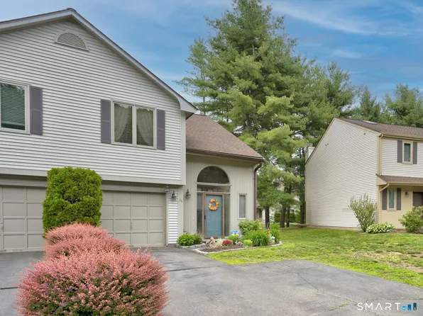 36 Apple Hill #36, Newington, CT 06111