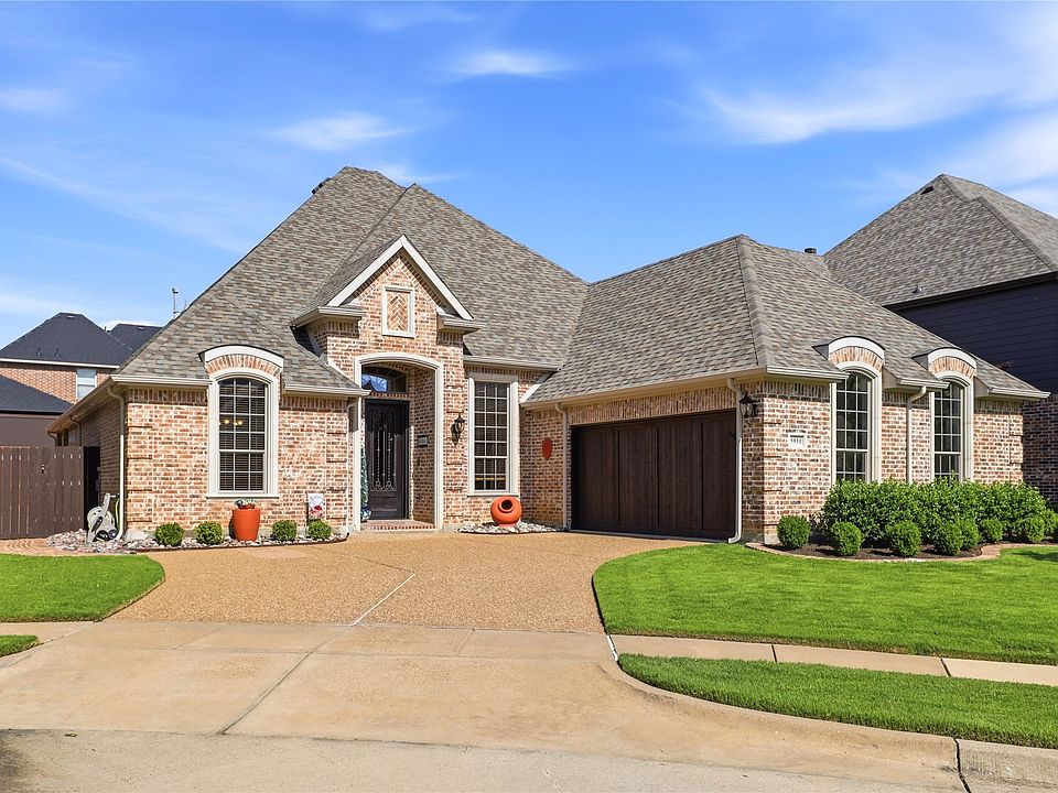1st image of 5931 Crescent Ln