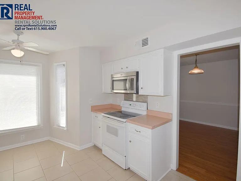 1818 Lexington Trce — Photo 8