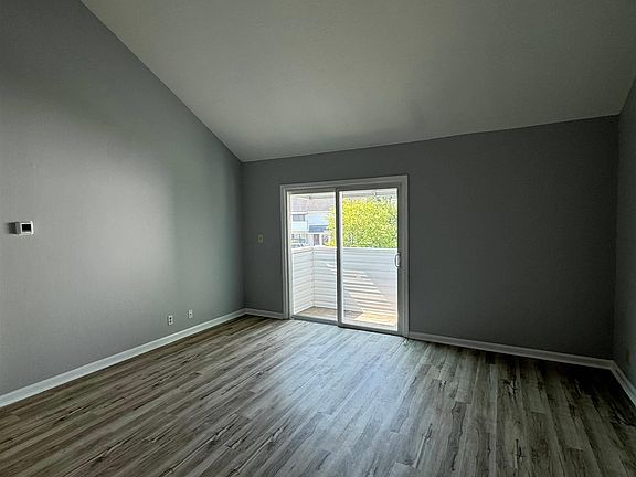 3rd image of 209 Cedar St. #C-4