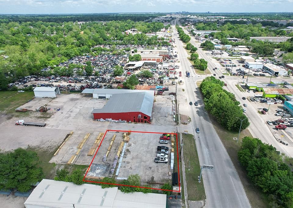 1st image of 6421 N Shepherd Dr