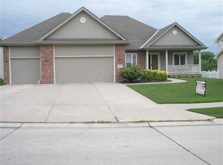 6527 S 170th Ave, Omaha, NE 68135