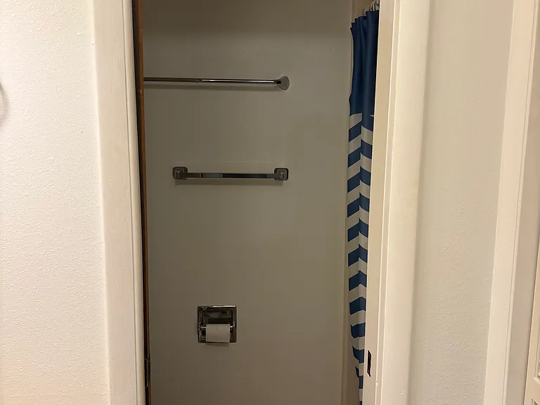 1460 Vega Cir — Photo 3