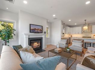 32 Pine Hill Rd #32, Wenham, MA 01984