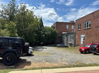 261 S Main St, Canton, GA 30114